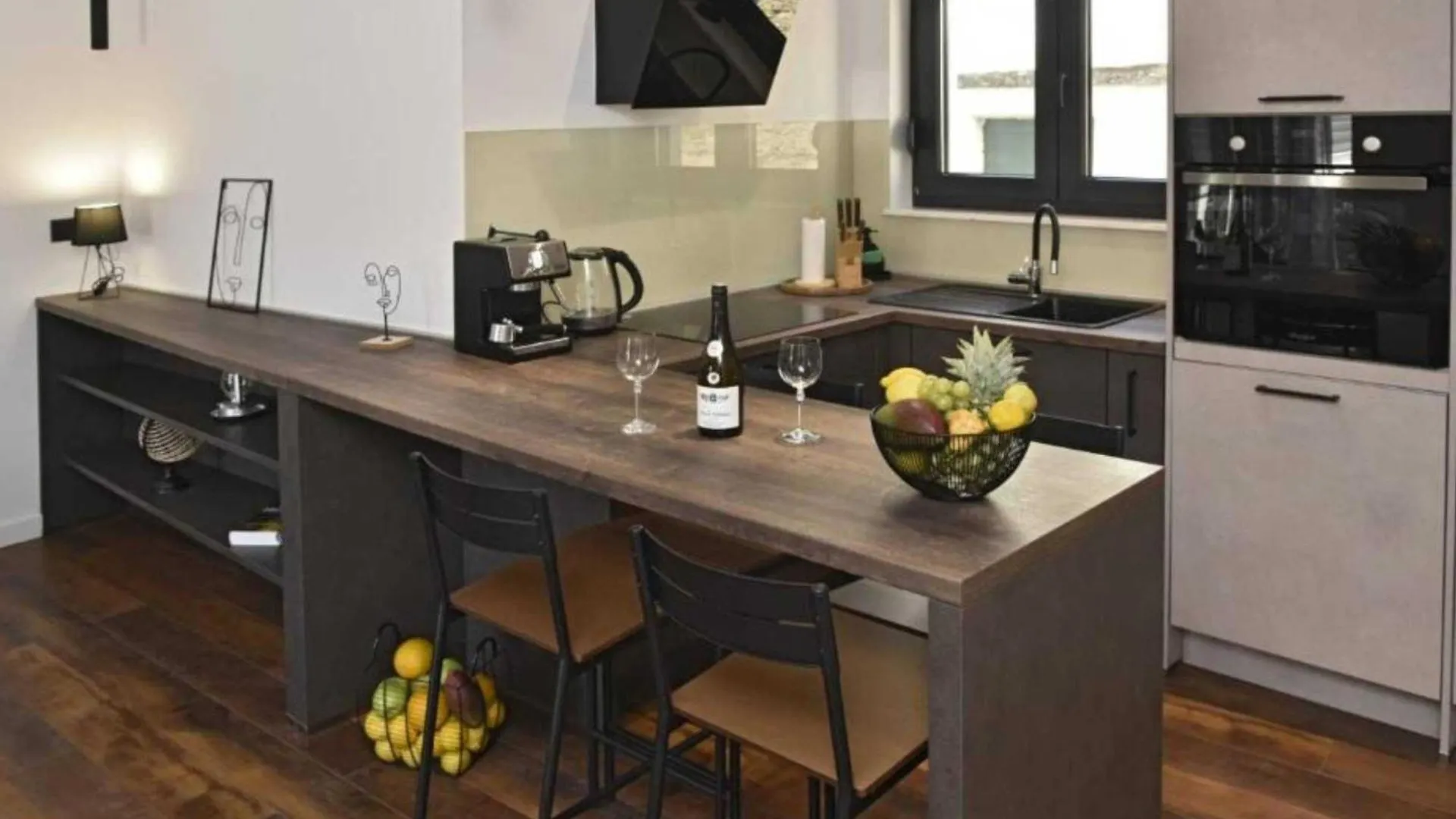 Luxury Slatine Apartments With Terrace And Garden Croatia