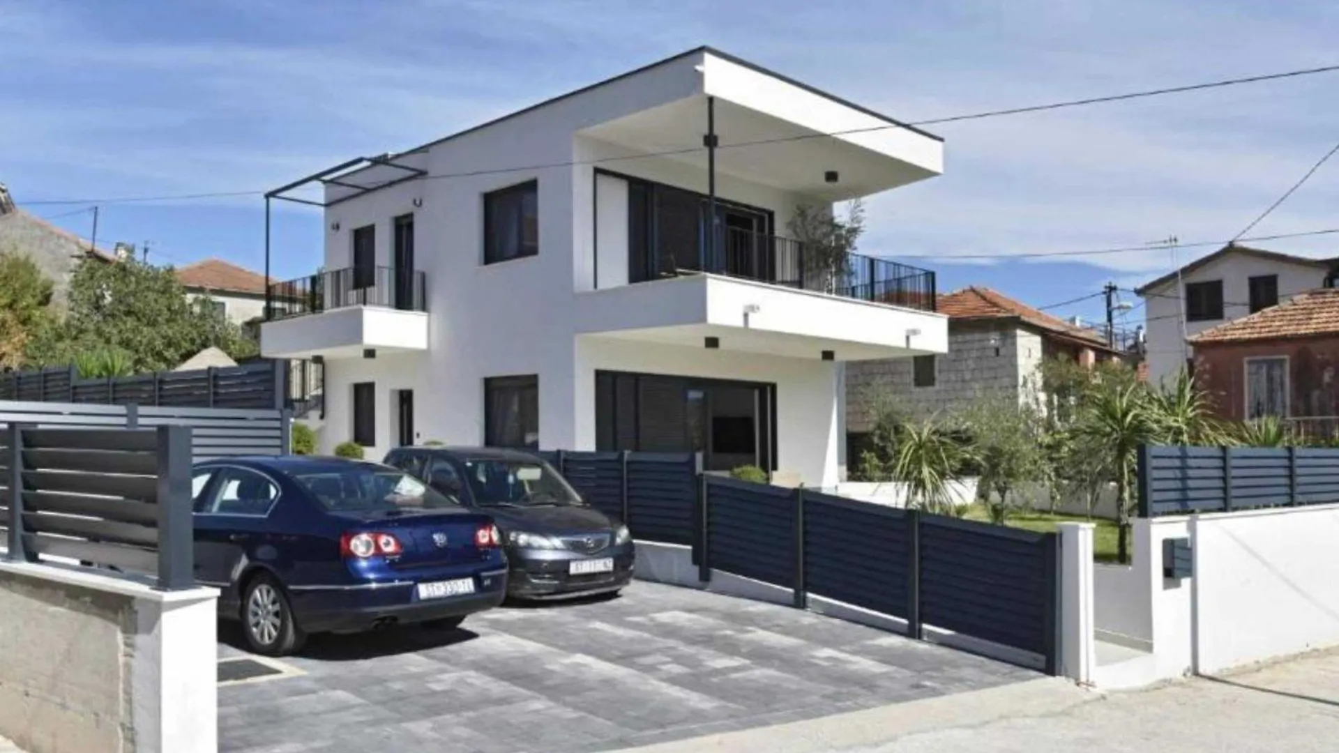 Luxury Slatine Apartments With Terrace And Garden 0*,