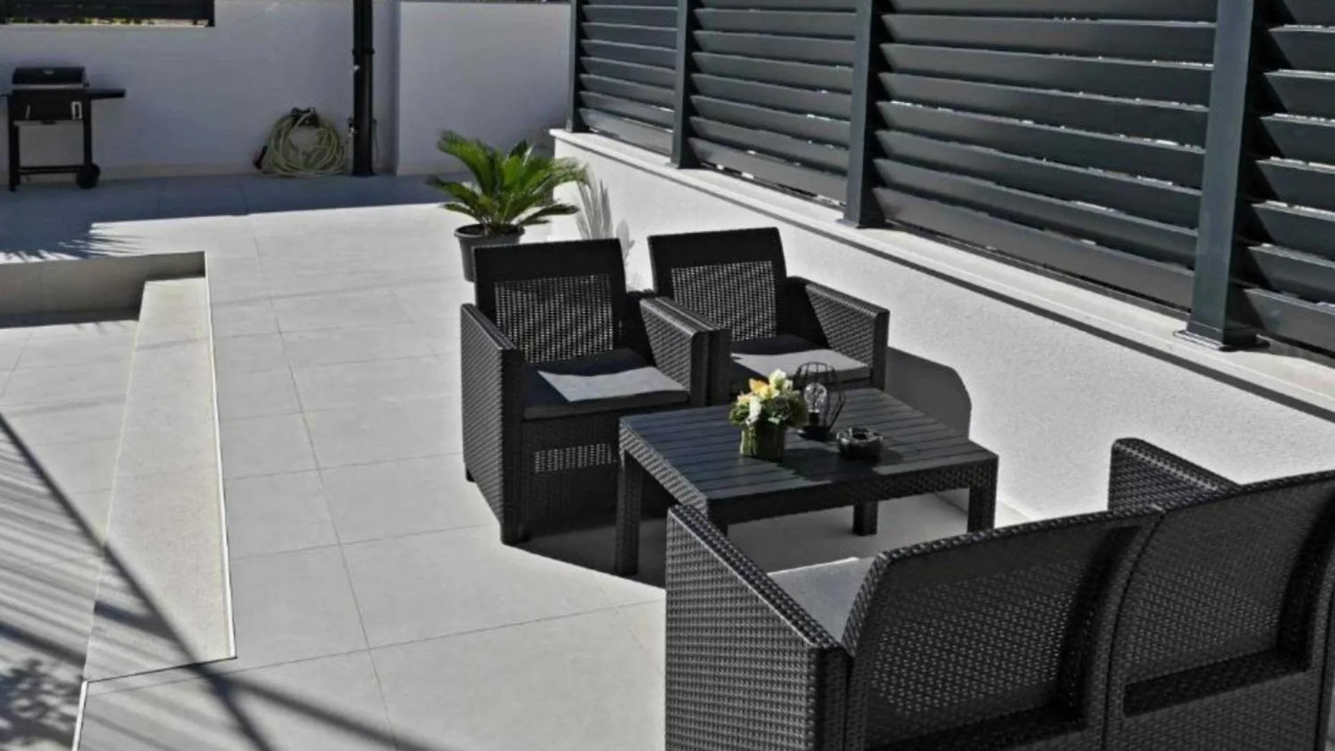 Luxury Slatine Apartments With Terrace And Garden