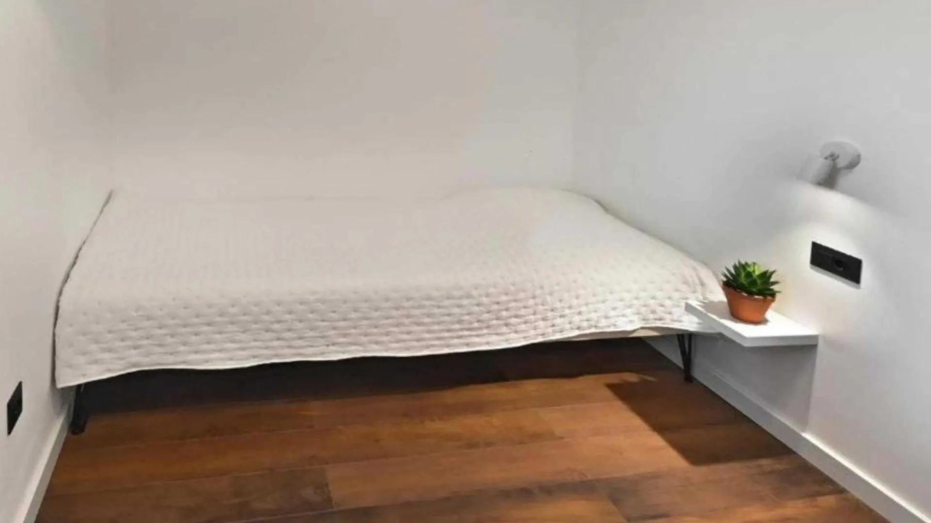 Luxury Slatine Apartments With Terrace And Garden 0*,