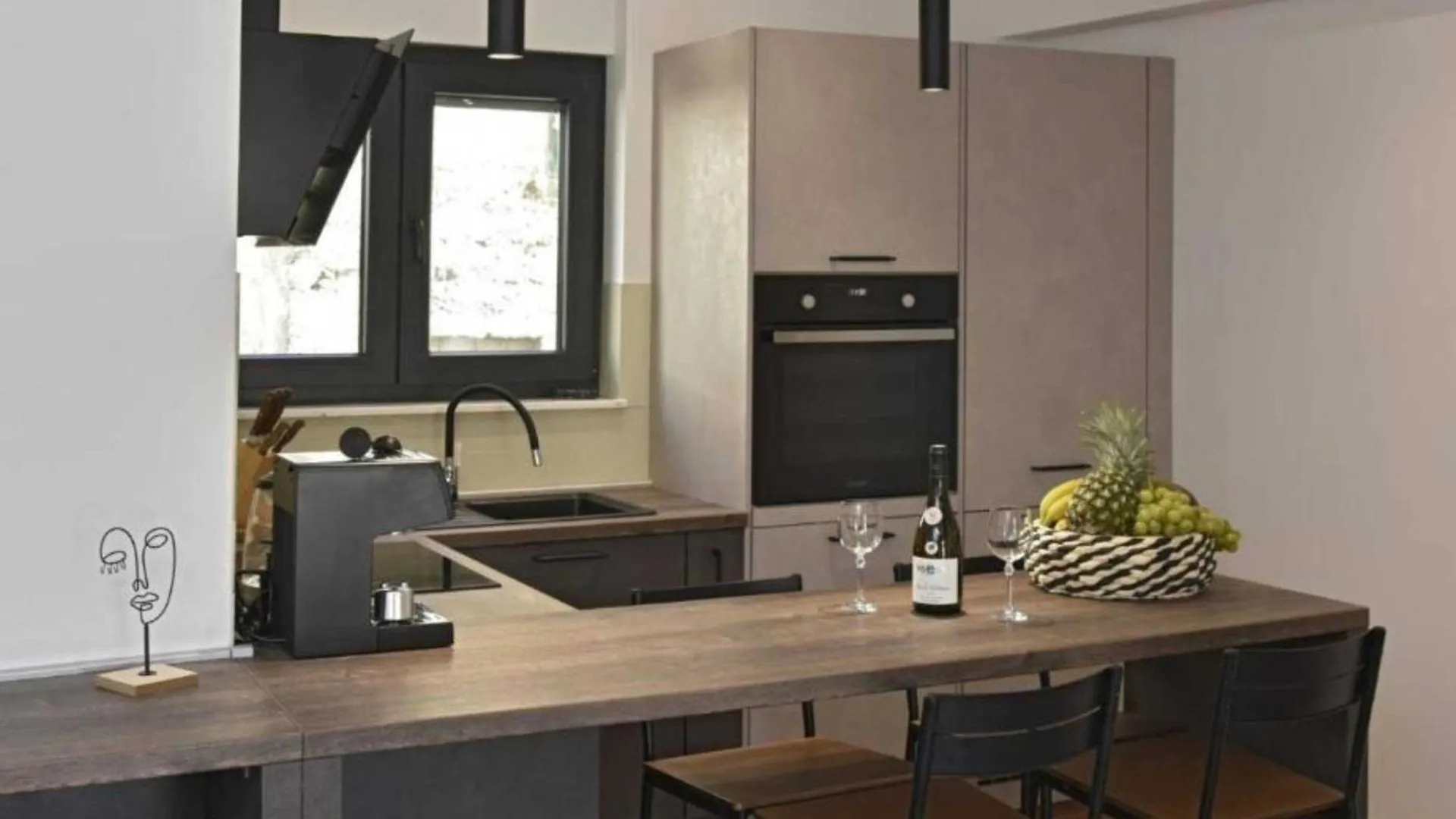 Luxury Slatine Apartments With Terrace And Garden